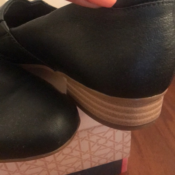 Clarks black leather women shoes - Picture 2 of 3